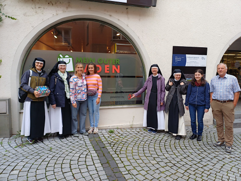 Wir besichtigen auch eine Ausgabestelle in Bludenz: Mein guter Laden