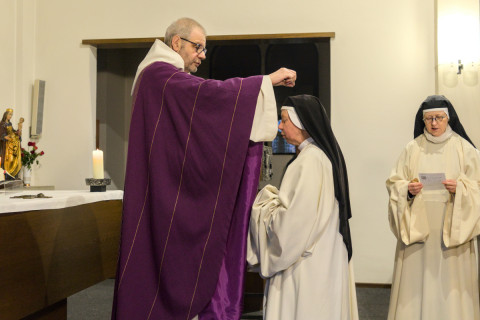 Kehr um und glaub an das Evangelium.