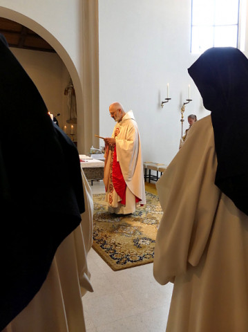 b2ap3_thumbnail_19-segnung-des-neubaus2 Kloster Mariastern | Einweihung Neubau - Blog