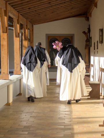 Nach dem Gottesdienst gehen wir zum Fr&uuml;hst&uuml;ck