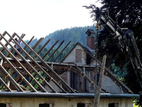 b2ap3_thumbnail_04-abbruch-des-dachstuhls7 Zisterziensterinnenabtei Mariastern | Abbruch des Dachstuhls - Blog