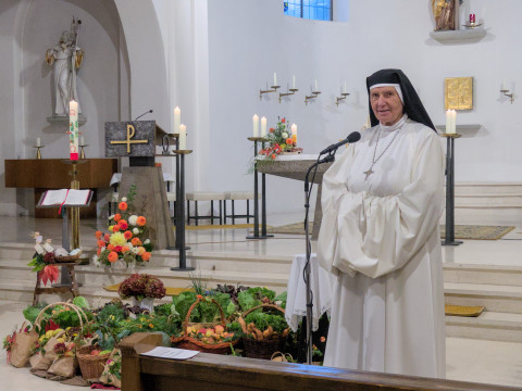 &Auml;btissin Maria Hildegard (Renate) Brem OCist