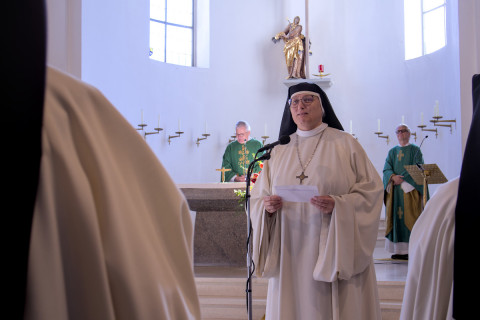 &Auml;btissin Maria-Stella hei&szlig;t unsere G&auml;ste aus dem Thurgau willkommen