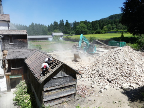 b2ap3_thumbnail_05-abbruch-des-hauses18 Zisterziensterinnenabtei Mariastern | Abbruch des Hauses - Blog