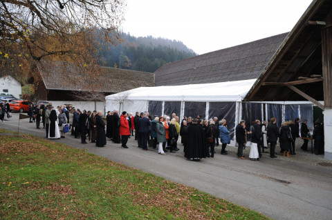 Und so viele Menschen waren gekommen! Wir sagen herzlich Danke daf&uuml;r!