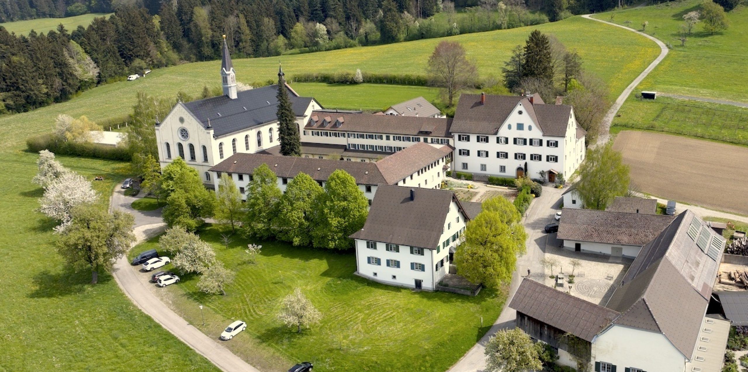 kloster-mariastern-uebersicht-31c32553 Zisterziensterinnenabtei Mariastern | Aufenthalt