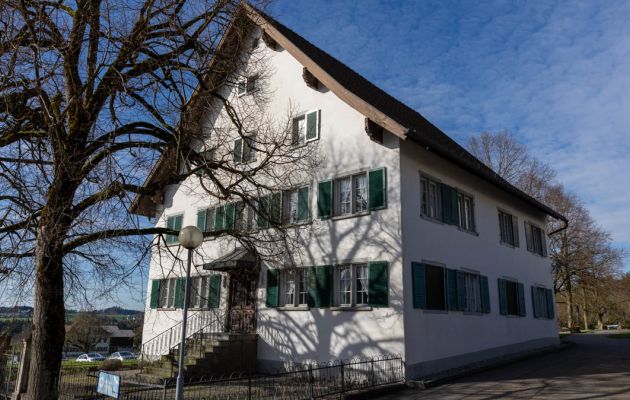 G&auml;stehaus