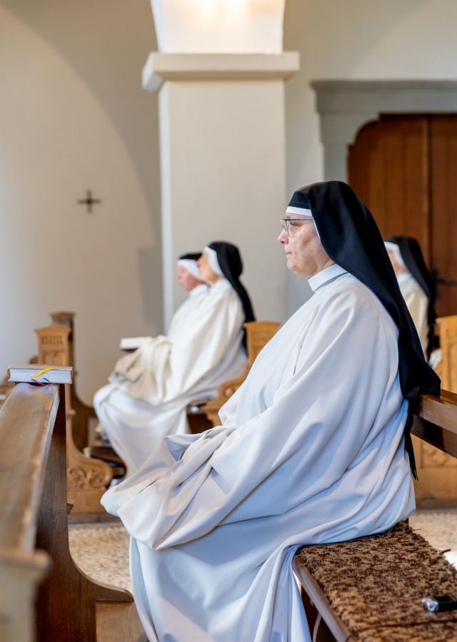 mariastern-mariastella-gottesdienst-e20151e6 image mariastern-mariastella-gottesdienst-e20151e6 Zisterziensterinnenabtei Mariastern | über uns